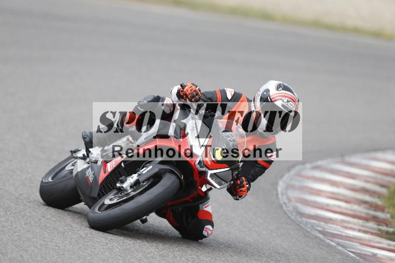 /Archiv-2025/04 13.04.2025 Get Faster Caremotion ADR/Gruppe gelb/689